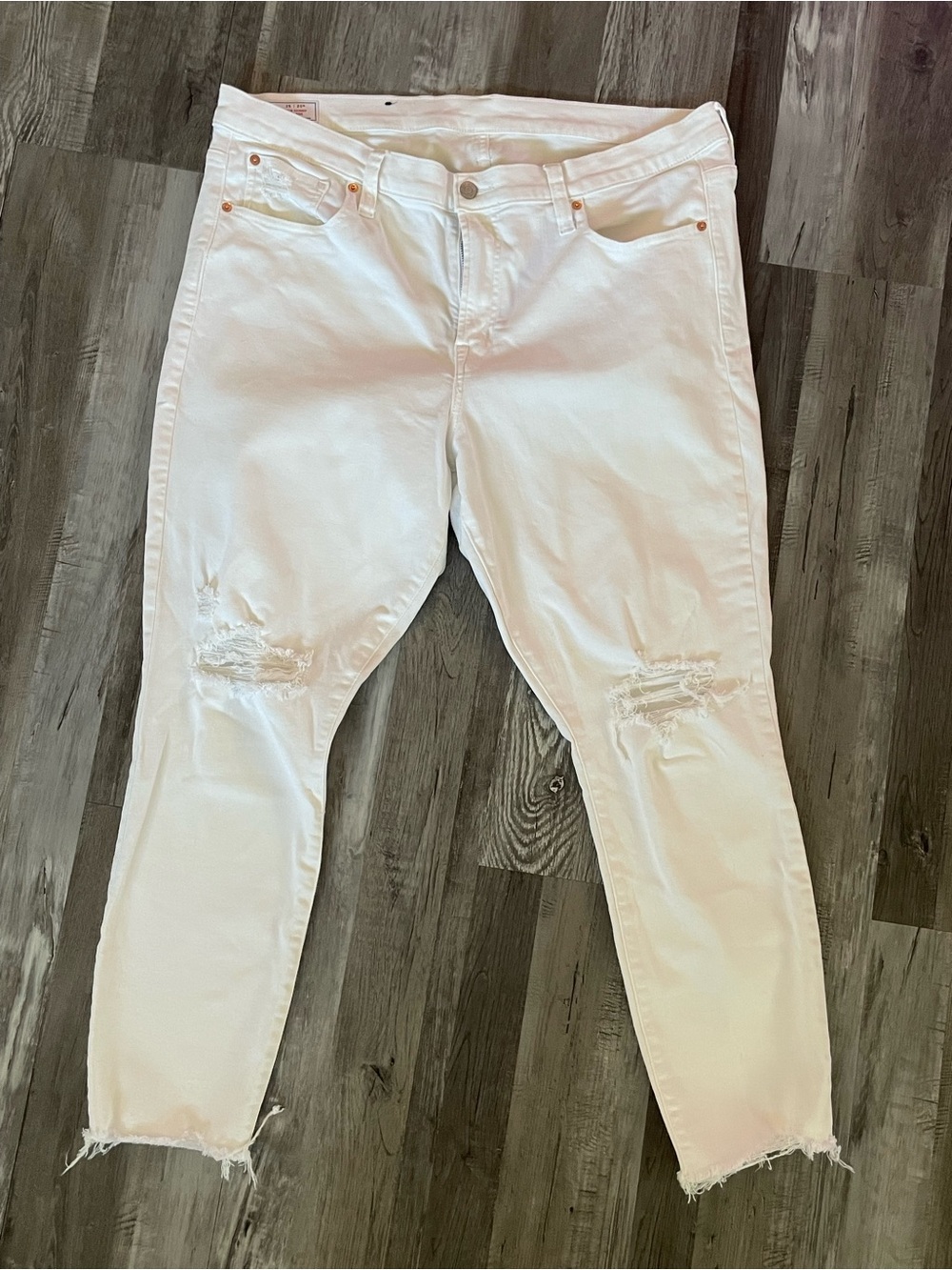 GAP White Distressed Skinny Jeans